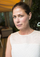 Maura Tierney longsleeve t-shirt #2736083