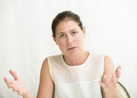 Maura Tierney longsleeve t-shirt #2736098