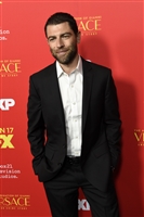 Max Greenfield mug #G1265327