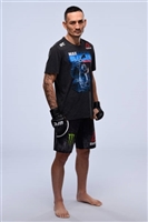 Max Holloway magic mug #G1764204