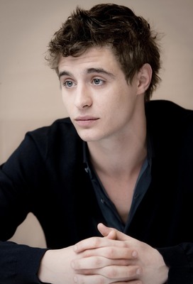 Max Irons stickers 2311018