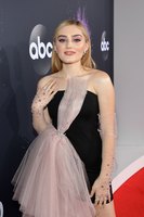 Meg Donnelly Longsleeve T-shirt #3915099