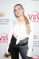 Meg Donnelly Longsleeve T-shirt #3915106