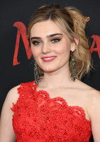 Meg Donnelly Longsleeve T-shirt #3939382