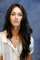 Megan Fox Longsleeve T-shirt #2236976