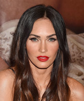 Megan Fox Longsleeve T-shirt #3198293