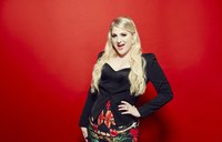 Meghan Trainor Longsleeve T-shirt #2736764