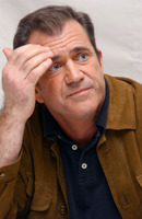 Mel Gibson hoodie #2268604