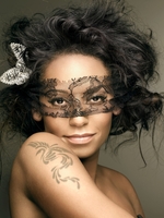 Melanie Brown Longsleeve T-shirt #3955717