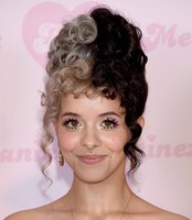 Melanie Martinez Sweatshirt #3890067