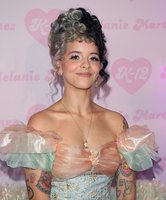 Melanie Martinez Sweatshirt #3890074
