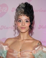 Melanie Martinez Sweatshirt #3890091