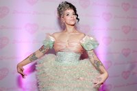 Melanie Martinez Sweatshirt #3890093