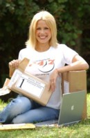 Melinda Messenger Longsleeve T-shirt #1264078