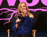 Melissa Joan Hart Longsleeve T-shirt #2795735