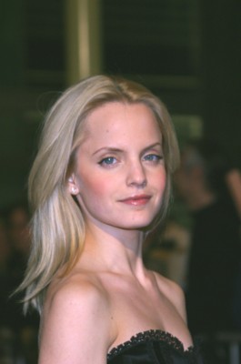 Mena Suvari posters