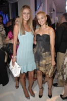 Mena Suvari t-shirt #1496700