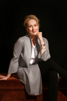 Meryl Streep Longsleeve T-shirt #2039384