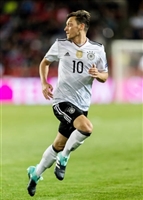 Mesut Oezil Tank Top #3349545