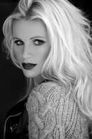 Michelle Hunziker mug #G880425