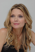 Michelle Pfeiffer t-shirt #2246614