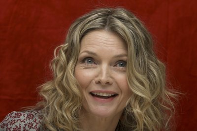 Michelle Pfeiffer posters