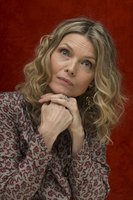Michelle Pfeiffer longsleeve t-shirt #2246710
