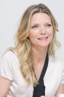 Michelle Pfeiffer Sweatshirt #2276071