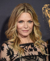Michelle Pfeiffer t-shirt #3792368