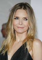 Michelle Pfeiffer Sweatshirt #3792372