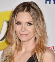 Michelle Pfeiffer Sweatshirt #3792428