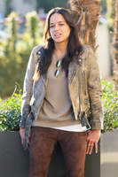 Michelle Rodriguez Sweatshirt #2797599