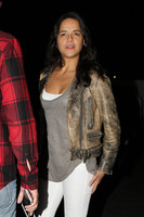 Michelle Rodriguez Sweatshirt #2797954