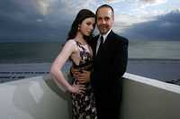 Michelle Trachtenberg longsleeve t-shirt #2031730