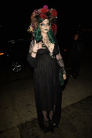 Michelle Trachtenberg longsleeve t-shirt #2789781