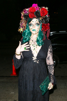 Michelle Trachtenberg longsleeve t-shirt #2789794