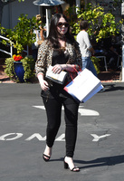 Michelle Trachtenberg longsleeve t-shirt #2789800