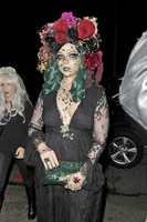 Michelle Trachtenberg longsleeve t-shirt #2789865