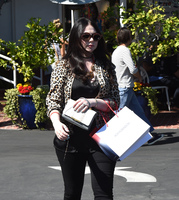 Michelle Trachtenberg t-shirt #2789885