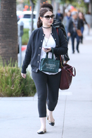 Michelle Trachtenberg longsleeve t-shirt #2789917