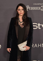 Michelle Trachtenberg longsleeve t-shirt #2848482