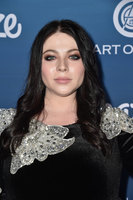 Michelle Trachtenberg tote bag #G2361086