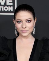 Michelle Trachtenberg longsleeve t-shirt #3935689