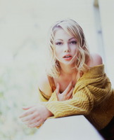 Michelle Williams longsleeve t-shirt #2117577