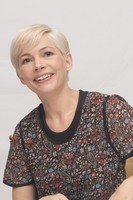 Michelle Williams longsleeve t-shirt #2736339