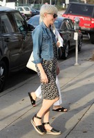 Michelle Williams Sweatshirt #2791747