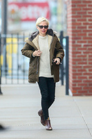 Michelle Williams longsleeve t-shirt #2791855