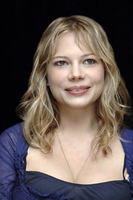 Michelle Williams longsleeve t-shirt #3629923