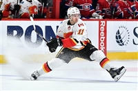 Mikael Backlund Longsleeve T-shirt #3579009