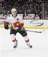 Mikael Backlund Longsleeve T-shirt #3579025